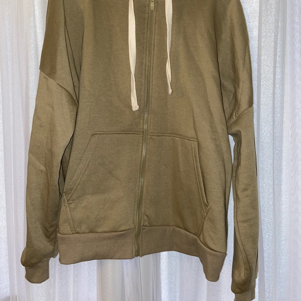 NWOT ZENANA ZIPPED HOODED SWEATSHIRT - Picture 4 of 10